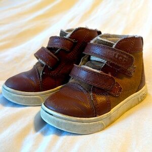 Size 7 toddler UGG boots